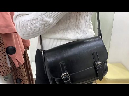 ❤️ Публічна мастурбація молодої сучки FeralBerry фалоімітатором у примірочній ☑ Якісне порно на порно uk.xxx-wow-net.ru ﹏